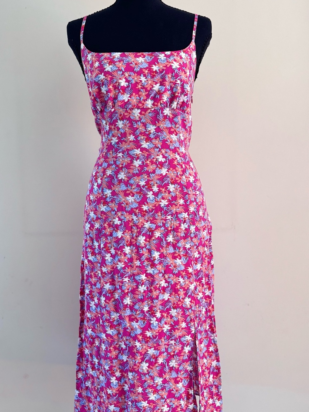 UNIQLO Women’s Pink Floral Slip Maxi Dress